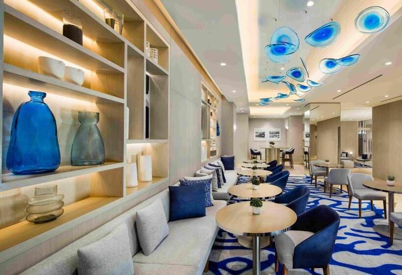 Fotos del hotel Beach Rotana - All Suites:  2