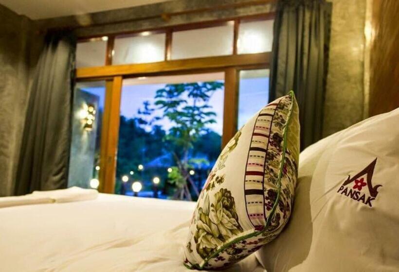 Fotos del hotel Ruean Thai Nai Bang By Pansak Resort:  22