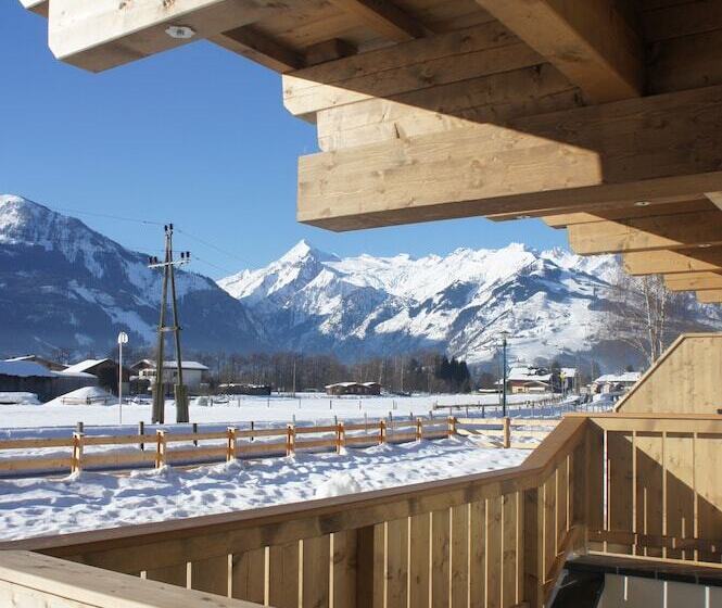 Fotos del hotel Alpenparks Chalet & Apartment Areitxpress:  2