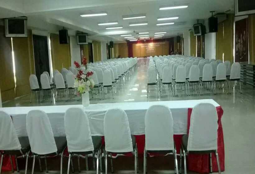 Fotos del hotel Sirinart Garden:  12