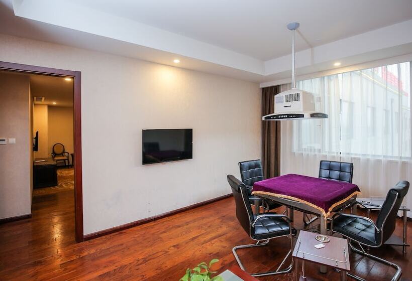 Fotos del hotel New Knight Royal:  16