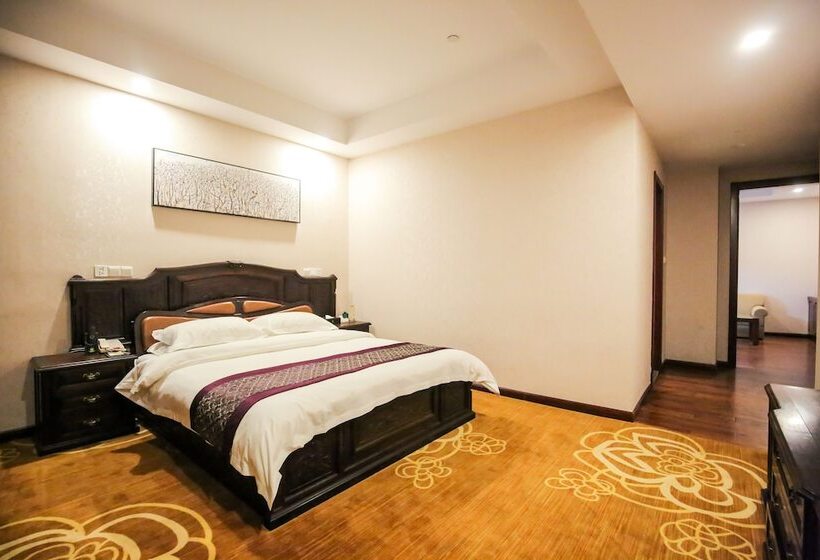 Fotos del hotel New Knight Royal:  11