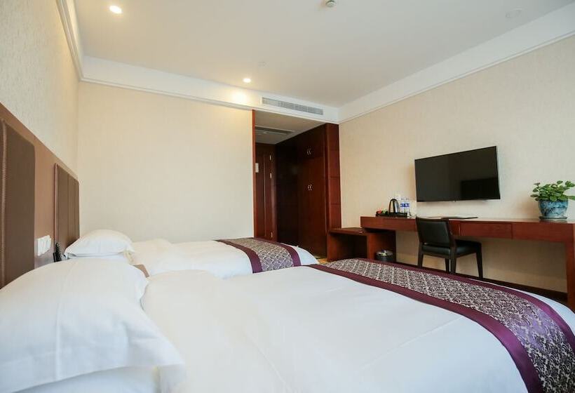 Fotos del hotel New Knight Royal:  15