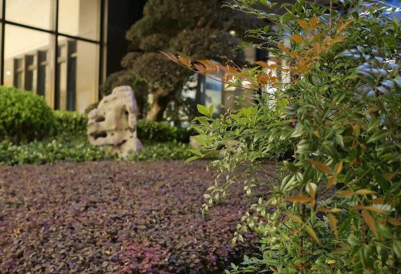 Fotos del hotel New Knight Royal:  4