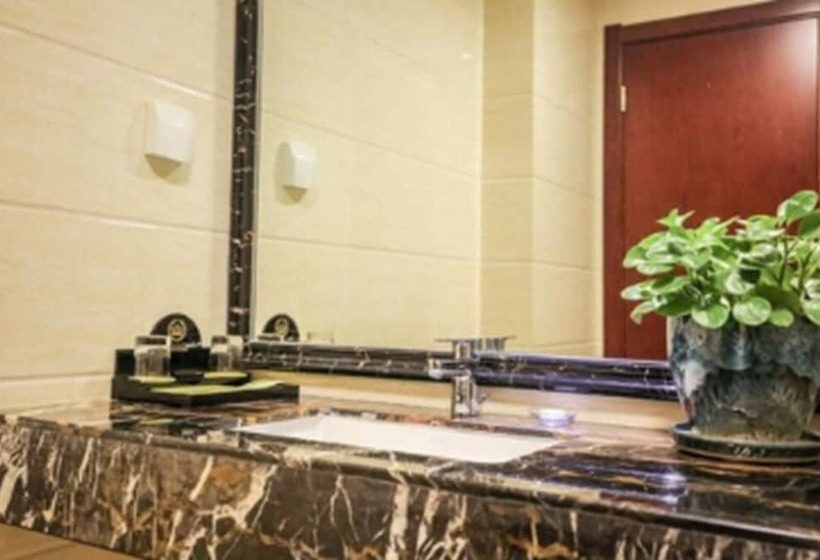 Fotos del hotel New Knight Royal:  7