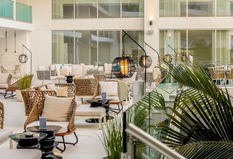 Fotos del hotel Nissiblu Beach Resort:  3