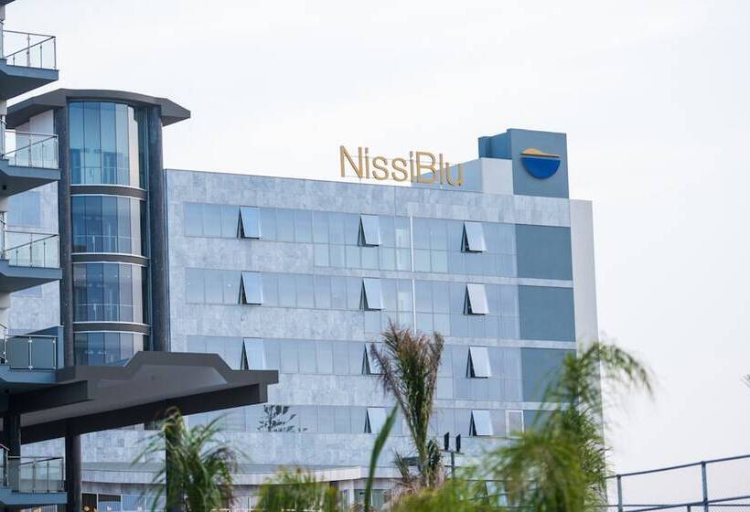 Nissiblu Beach Resort
