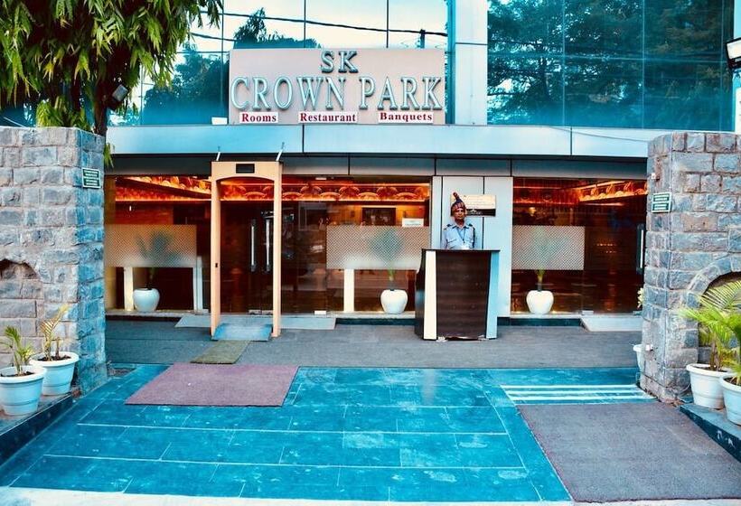 Fotos del hotel S. K Crown Park Naraina:  17