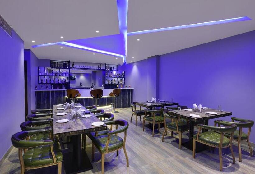 Fotos del hotel The Rising:  13