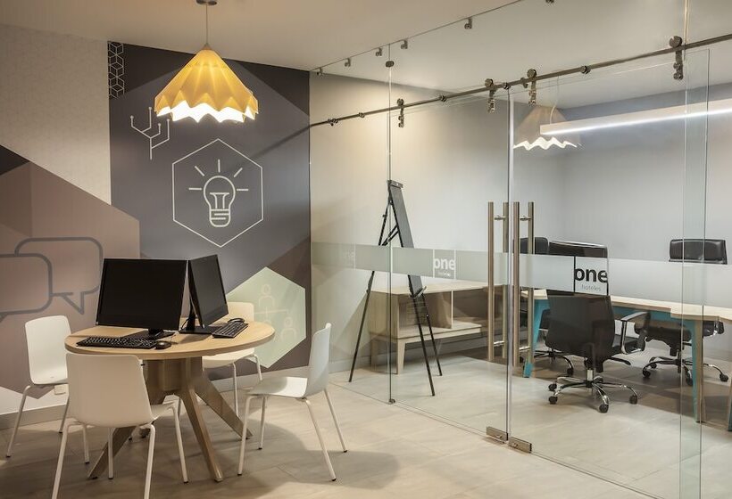 Fotos del hotel One Monterrey Tecnologico:  11