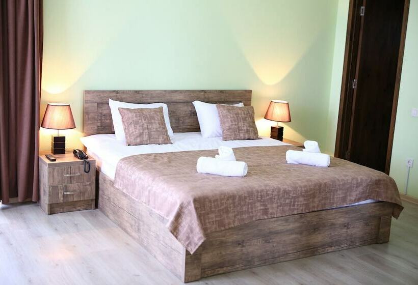 Fotos del hotel Holiday Villa:  9