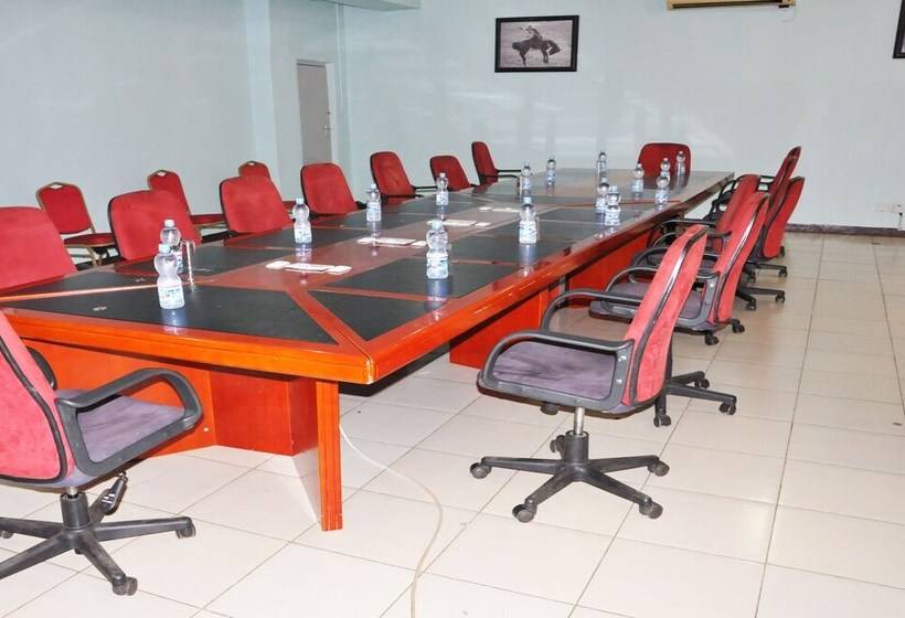 Fotos del hotel Crown Hotel Lilongwe:  12