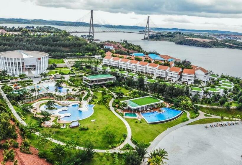 Fotos del hotel Harris Resort Barelang Batam:  2
