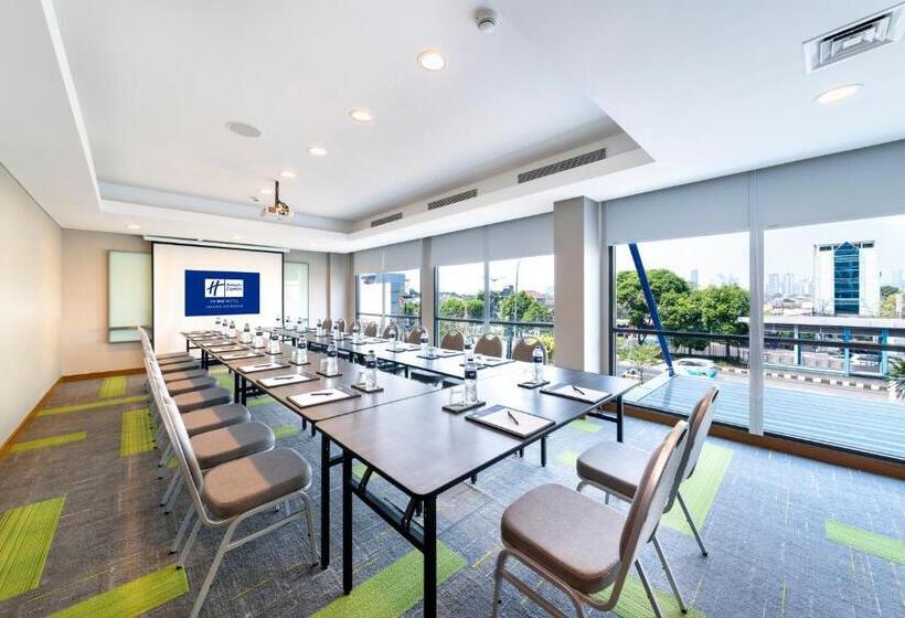 Fotos del hotel Holiday Inn Express Jakarta Matraman, An Ihg:  17