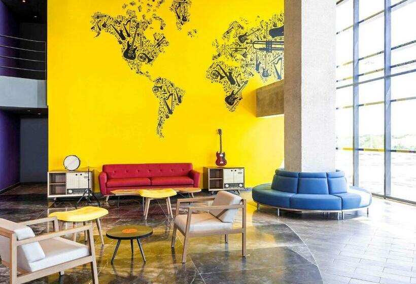 Fotos del hotel Ibis Styles Merida Galerias:  2