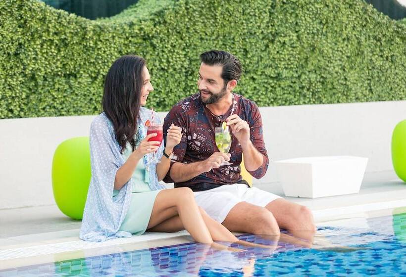 Fotos del hotel Studio M Arabian Plaza  &  Apartments By Millennium:  6