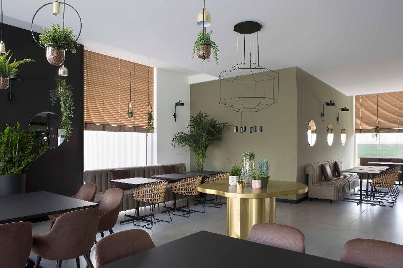 Fotos del hotel J:  24