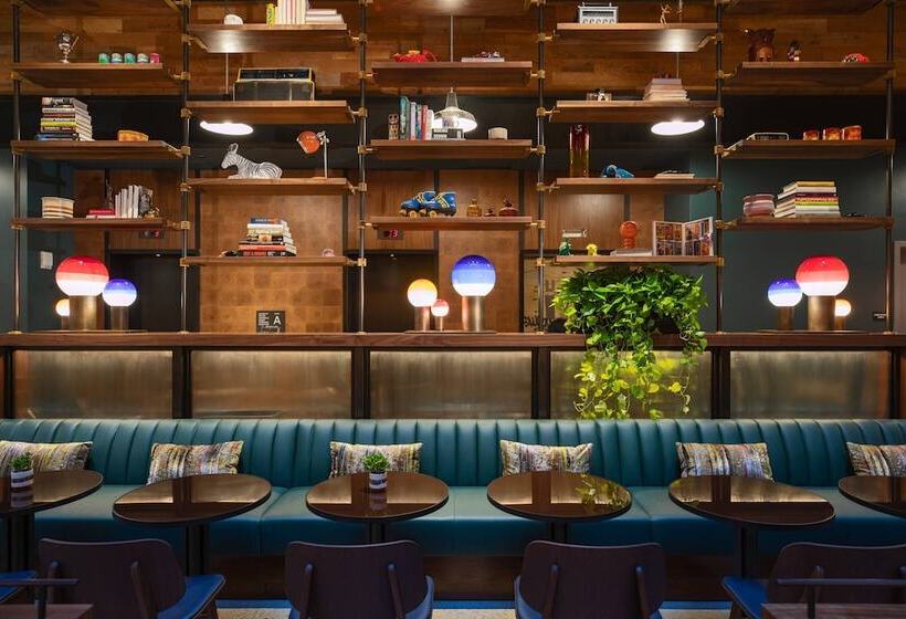 Fotos del hotel Moxy Nyc Downtown:  24