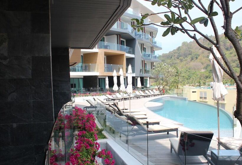 Lets Phuket Twin Sands Resort & Spa