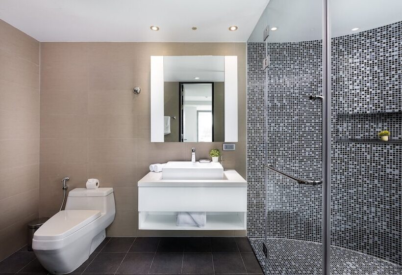 Fotos del hotel Lets Phuket Twin Sands Resort & Spa:  3