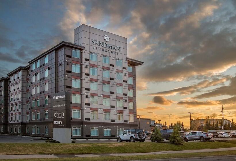 Fotos del hotel Sandman Signature Calgary Airport:  2