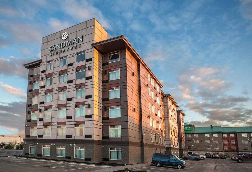 Fotos del hotel Sandman Signature Calgary Airport:  3