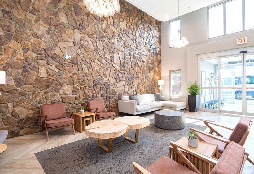 Fotos del hotel Sandman Signature Calgary Airport:  10