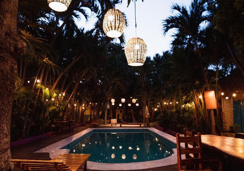 Fotos del hotel Selina Puerto Escondido:  10