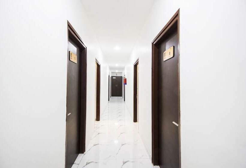 Fotos del hotel Fabexpress Travellers Inn:  3