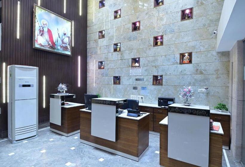 Fotos del hotel Saya @ New Delhi Railway Station:  11