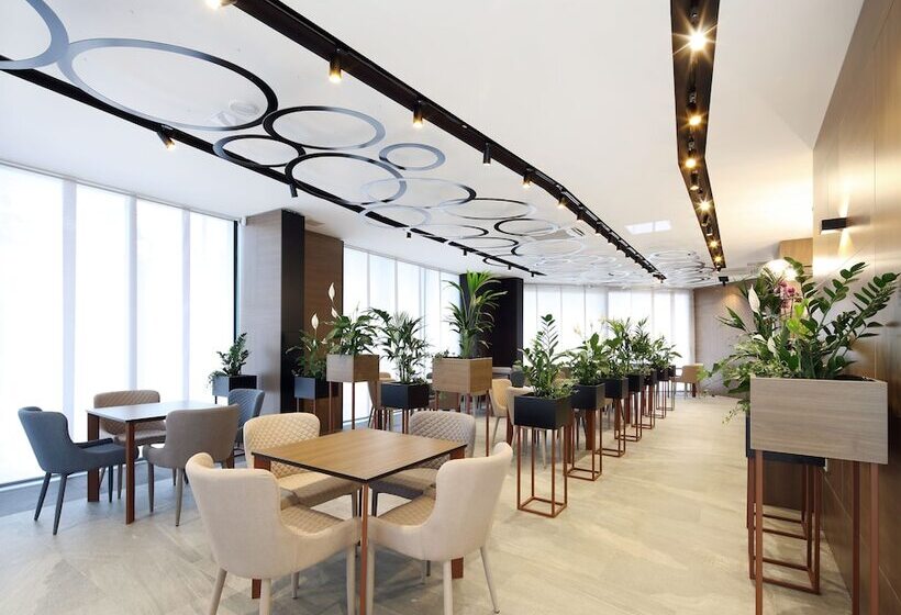 Fotos del hotel Koncept Residence:  9