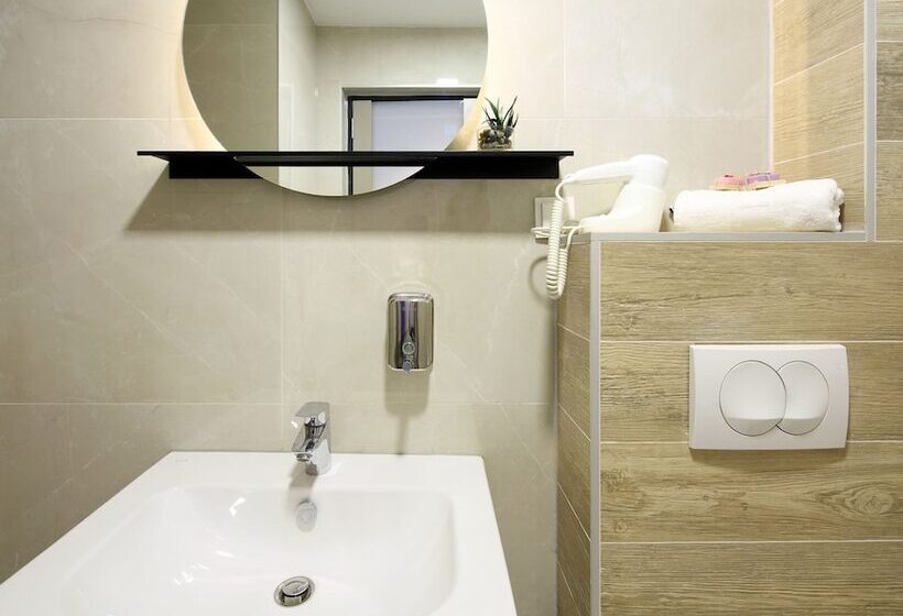 Fotos del hotel Koncept Residence:  21