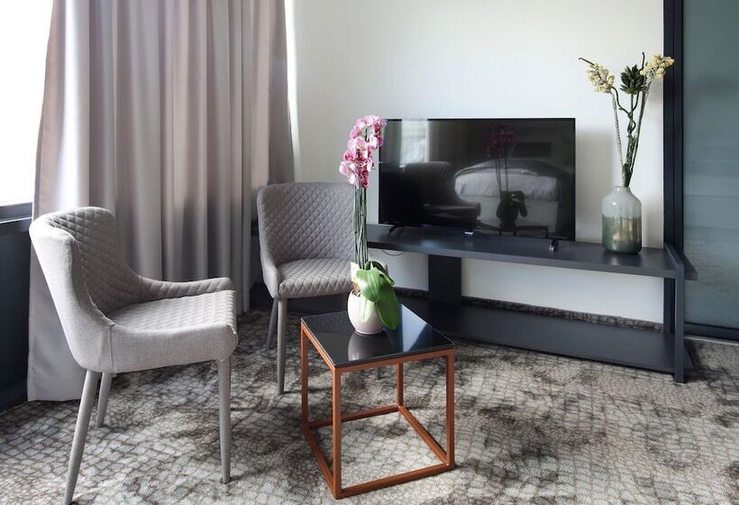 Fotos del hotel Koncept Residence:  22