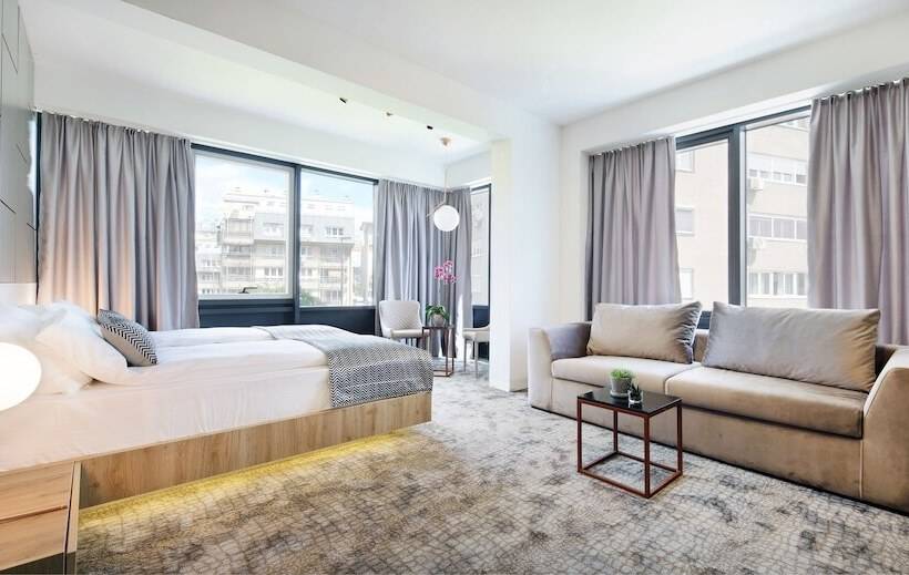 Fotos del hotel Koncept Residence:  23