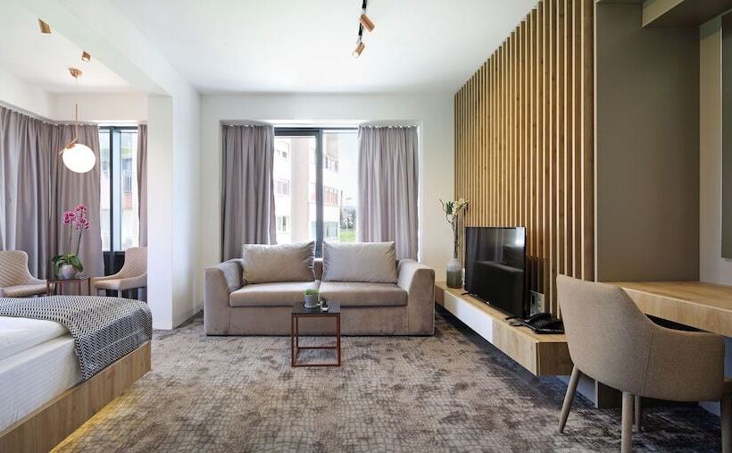 Fotos del hotel Koncept Residence:  24