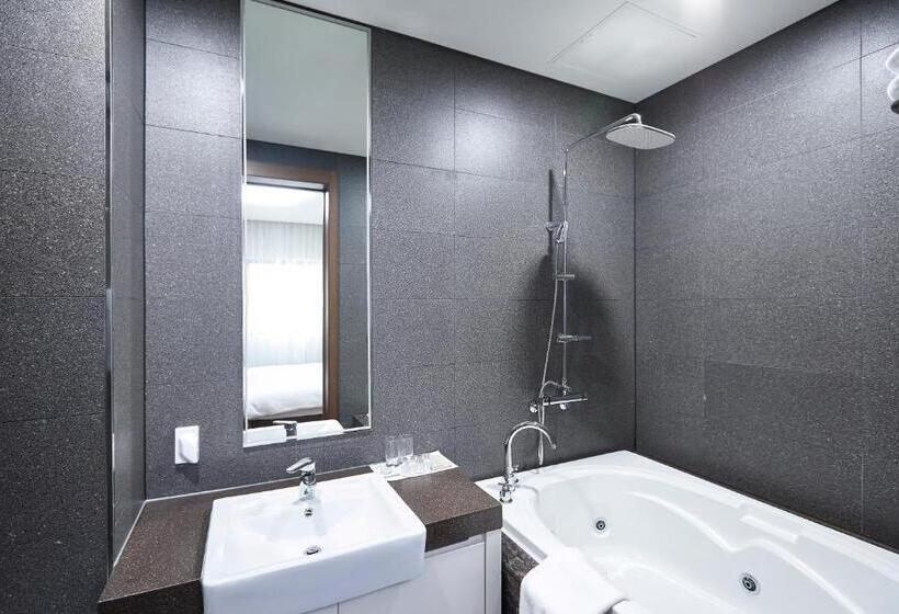 Fotos del hotel The White:  25