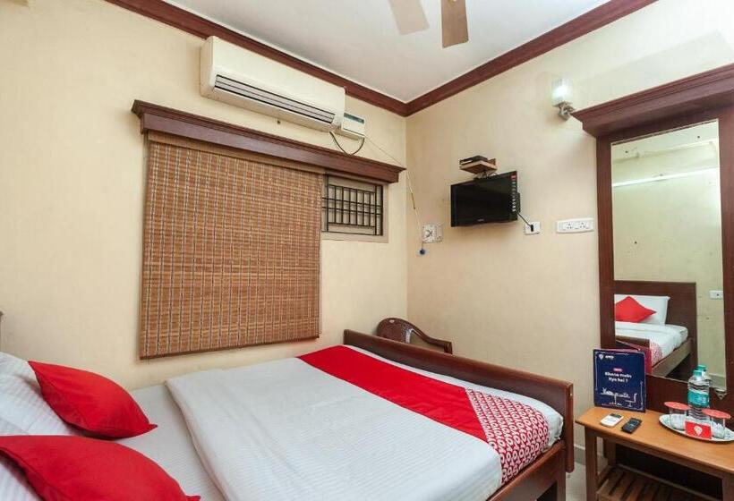 Fotos del hotel Oyo 2490 Sr Pradeep Park:  10