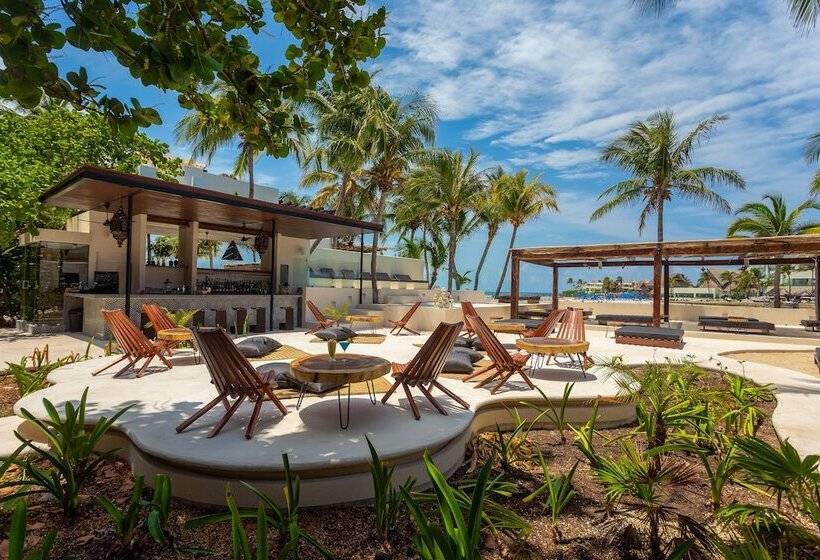 Fotos del hotel Lotus Beach Hotel - Adults Only:  2