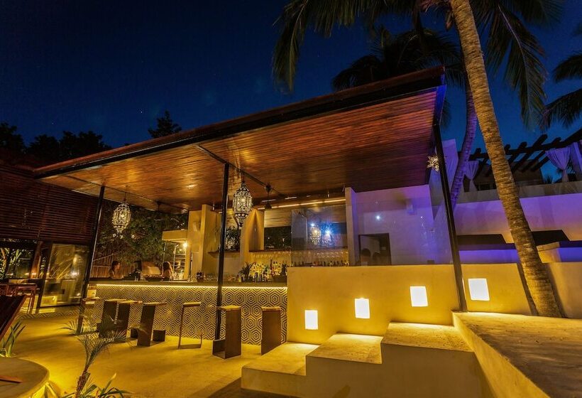 Fotos del hotel Lotus Beach Hotel - Adults Only:  16