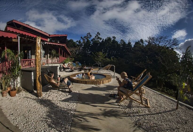 Fotos del hotel Selina Monteverde:  37