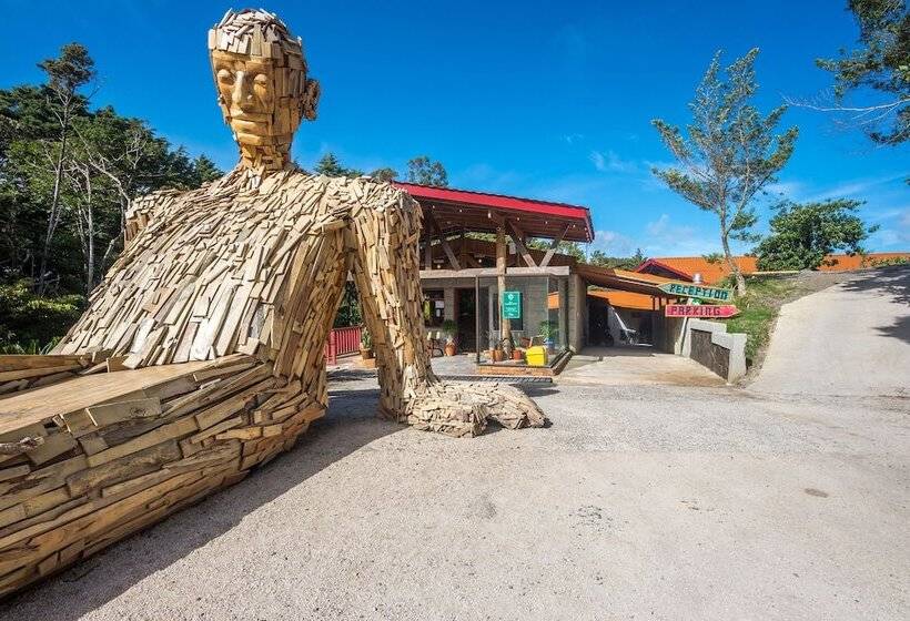 Fotos del hotel Selina Monteverde:  35