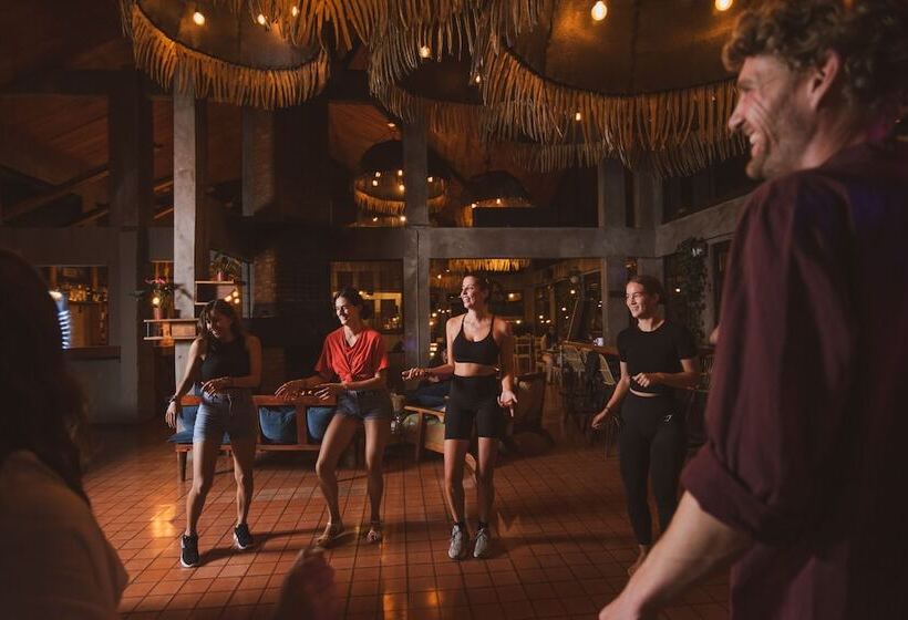 Fotos del hotel Selina Monteverde:  34