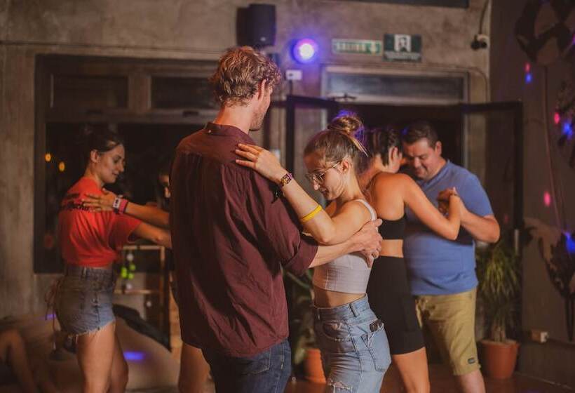 Fotos del hotel Selina Monteverde:  33