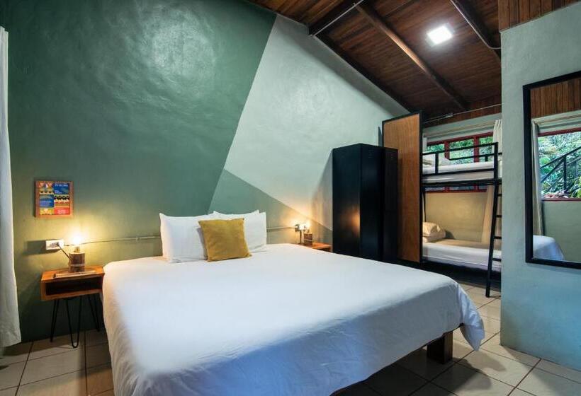 Fotos del hotel Selina Monteverde:  51