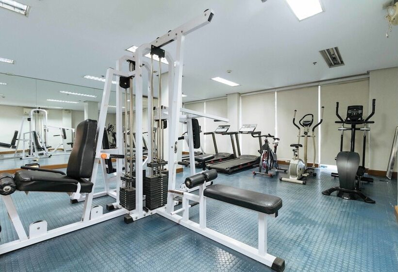 Fotos del hotel Reddoorz Plus Near Vito Cruz Manila:  16