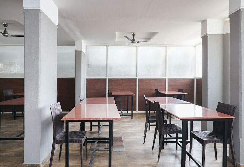 Fotos del hotel Oyo 12383 Hotel Twin Towers 1:  15