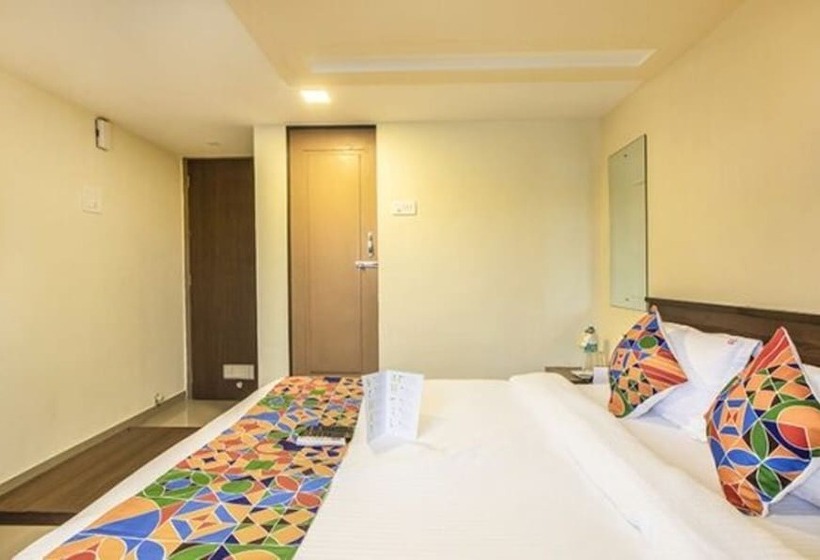 Fotos del hotel Fabexpress Silver Lake:  12