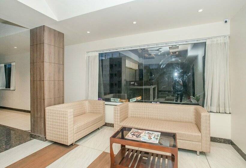 Fotos del hotel Capital O 15403 Krishna Vaibhava:  2