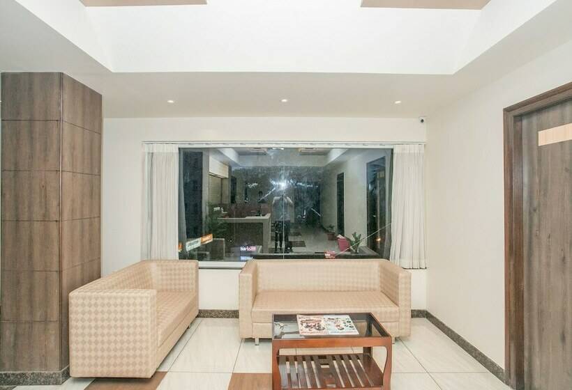 Fotos del hotel Capital O 15403 Krishna Vaibhava:  3