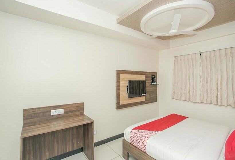 Fotos del hotel Capital O 15403 Krishna Vaibhava:  12